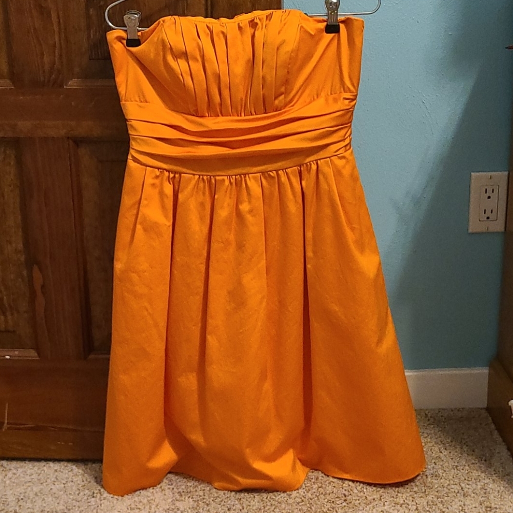 🧡 Bridesmaid dress